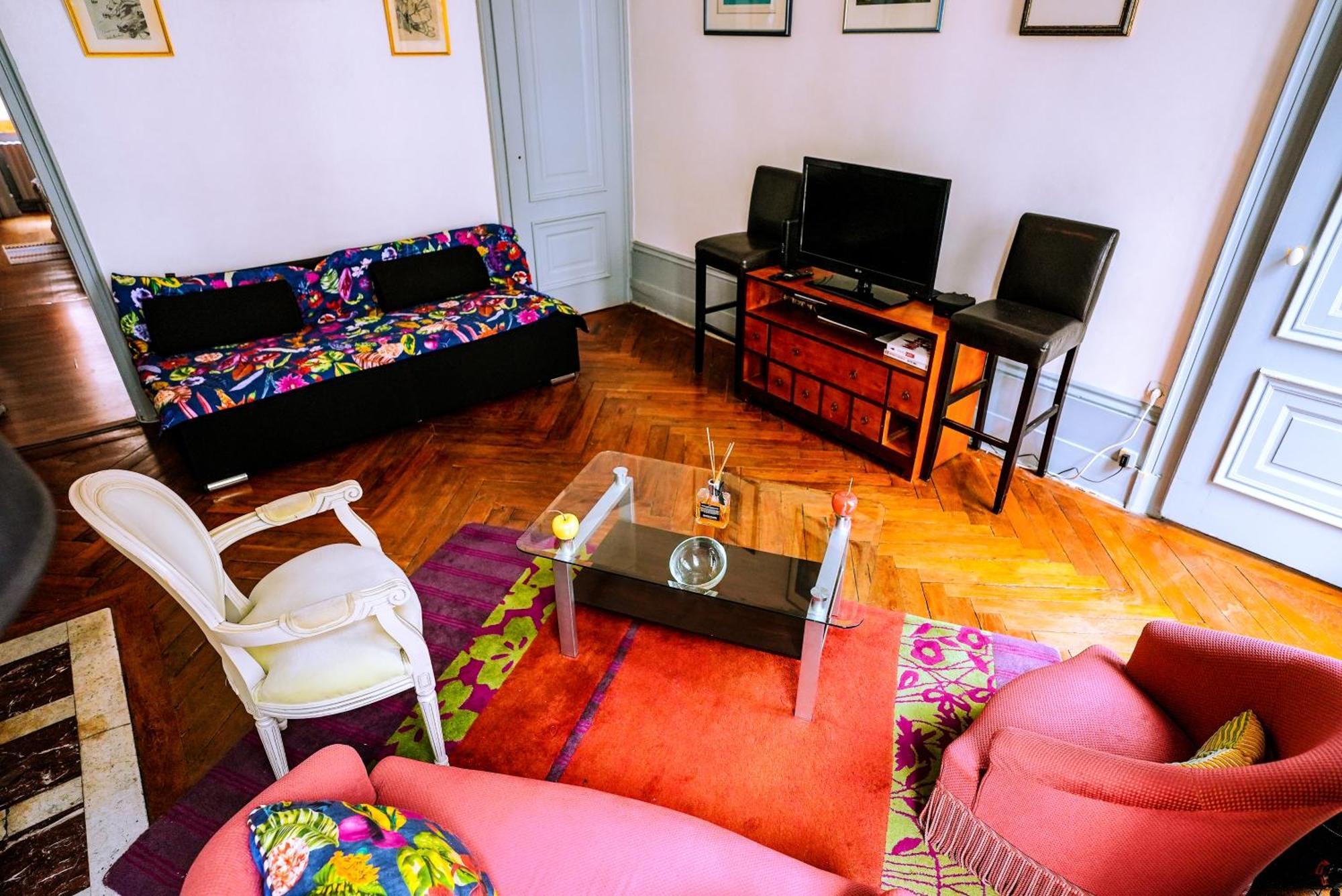 Le St Amour Elegant 2 Chambres *Wifi/Super Centre* Besançon Buitenkant foto